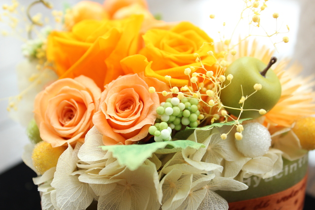 結婚記念日に喜ばれるプリザーブドフラワー